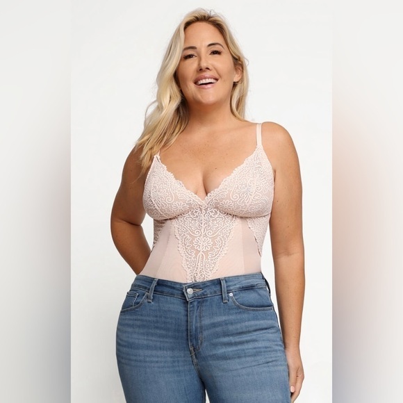 Shapellx LacyDaisy Lace Light Compression Shaping Bodysuit In Light Pink Size L - Picture 1 of 10